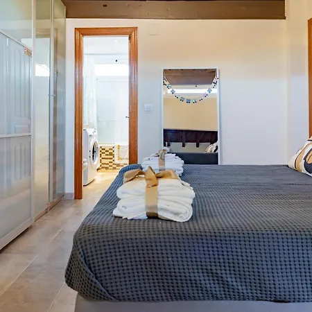 -malagasunapts-private Terrace Penthouse Apartament