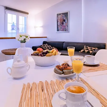 -malagasunapts-private Terrace Penthouse Apartament